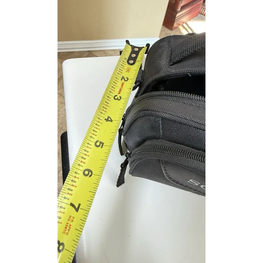 Sony black soft nylon‎ carrying case for cameras and camcorders